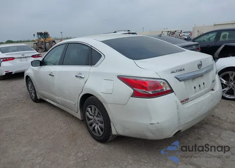2014 Nissan Altima 2.5 S из США, поврежденный, VIN 1N4AL3AP6EN346630